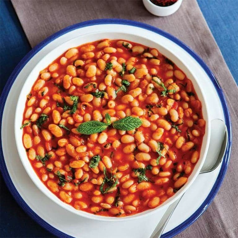 Kuru Fasulye (Turkish White Bean Stew)