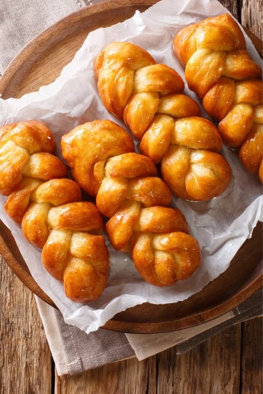 Koeksisters (Syrup-Coated Donuts)
