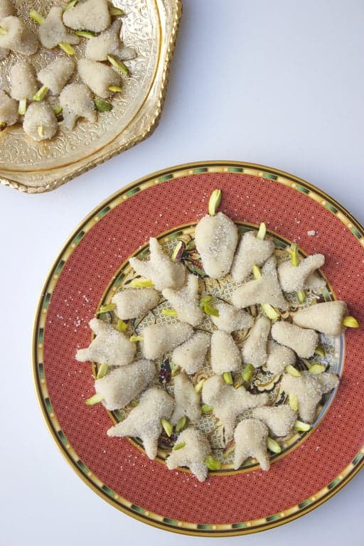 Tut (Persian Marzipan)
