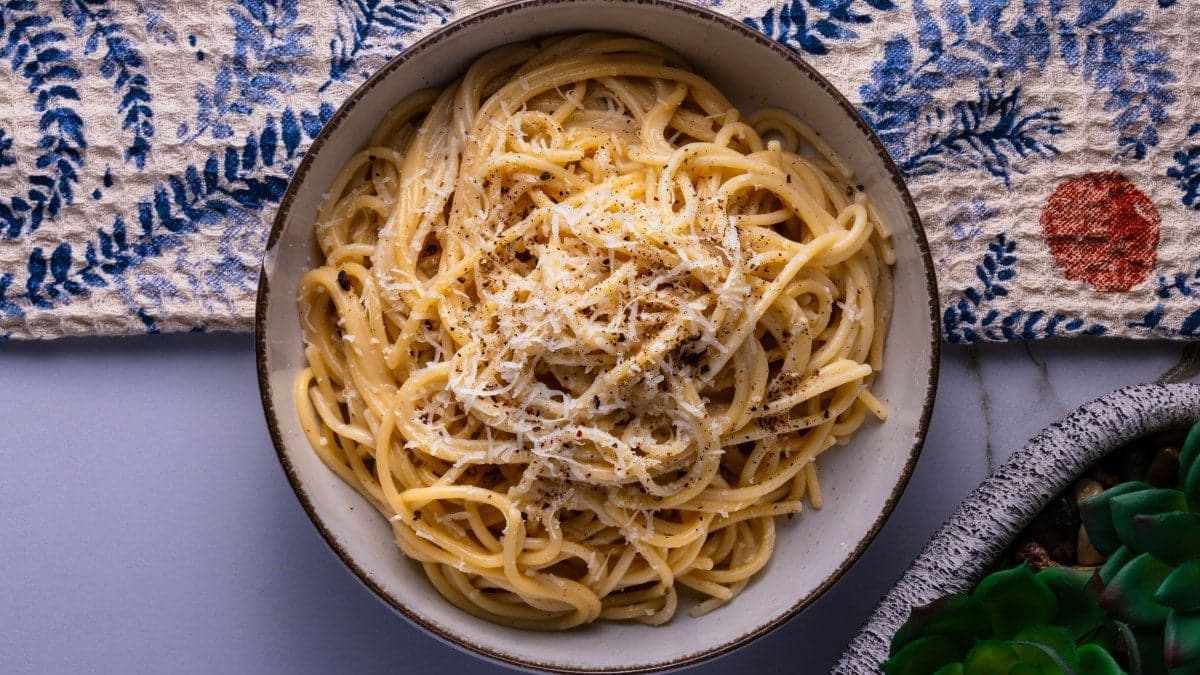 Authentic Cacio e Pepe