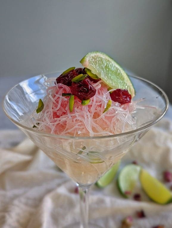 Faloodeh (Persian Frozen Vermicelli Dessert)