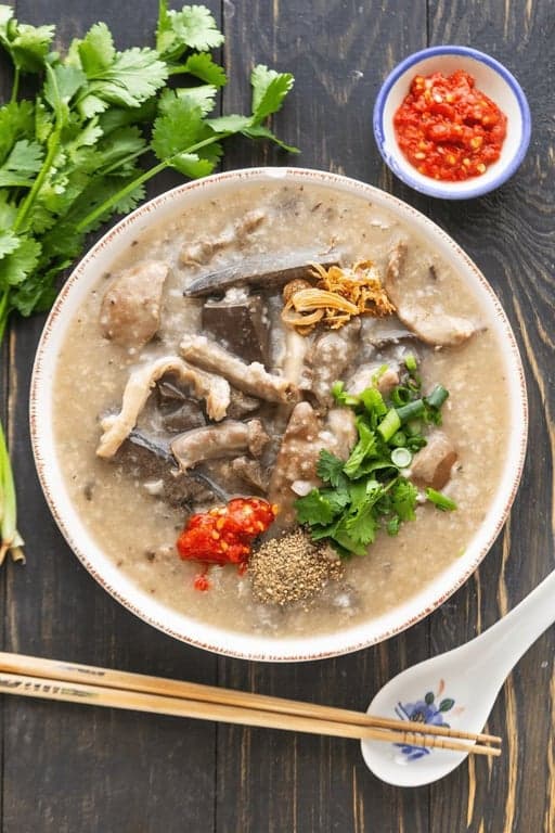 Chao Long (Vietnamese Pork Organ Congee)