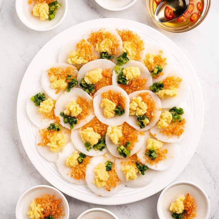 Banh Beo (Vietnamese Steamed Water Fern Cakes)
