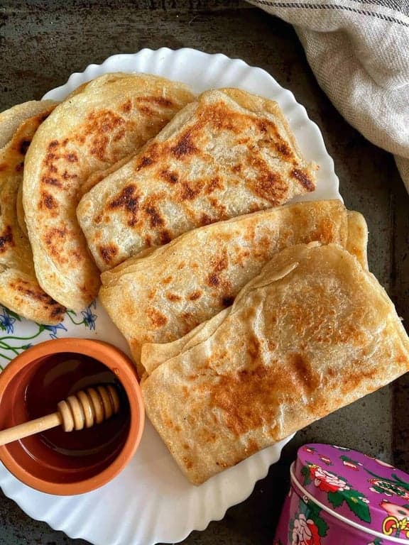 Msemen (Flaky Moroccan Flatbread)