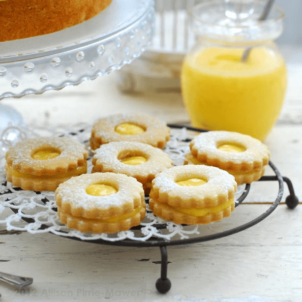 Microwave Lemon Curd with Shortbread