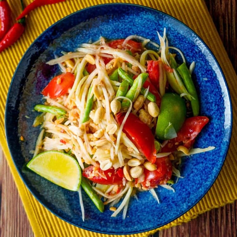 Authentic Som Tum (Green Papaya Salad)
