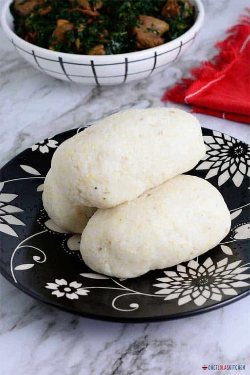 Sadza (Zimbabwean Cornmeal)